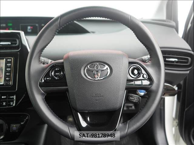 Toyota PRIUS 2020-05 366313-9