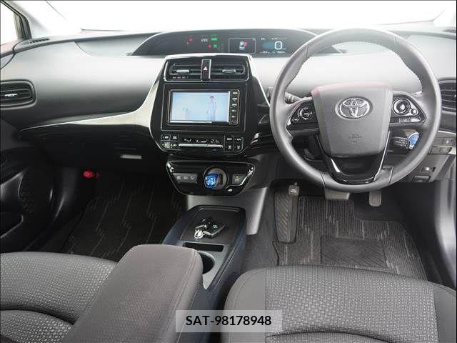 Toyota PRIUS 2020-05 366313-1