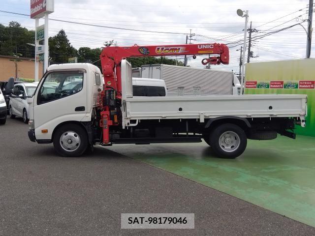 Hino DUTRO 2014-11 255720-1