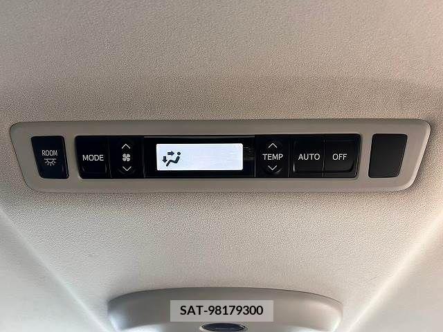 Toyota VELLFIRE 2009-07 338577-7