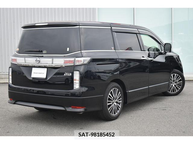 Nissan ELGRAND 2022-07 332776-1