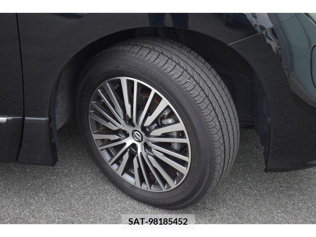 Nissan ELGRAND 2022-07 332776-21