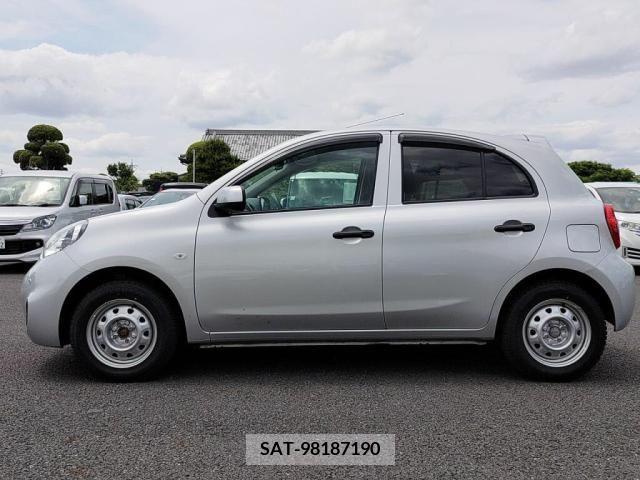 Nissan MARCH 2022-05 386409-11