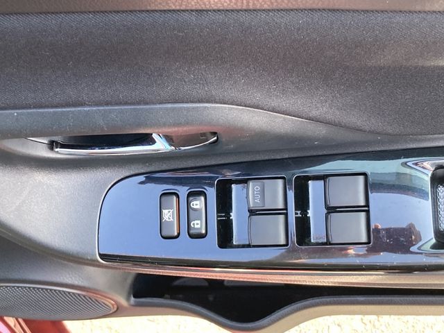 Toyota VITZ 2018-10 9677-13