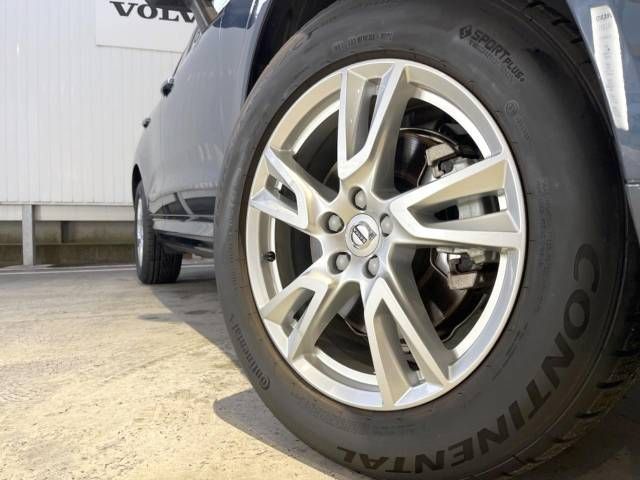 Volvo XC60 2018-05 185916-12