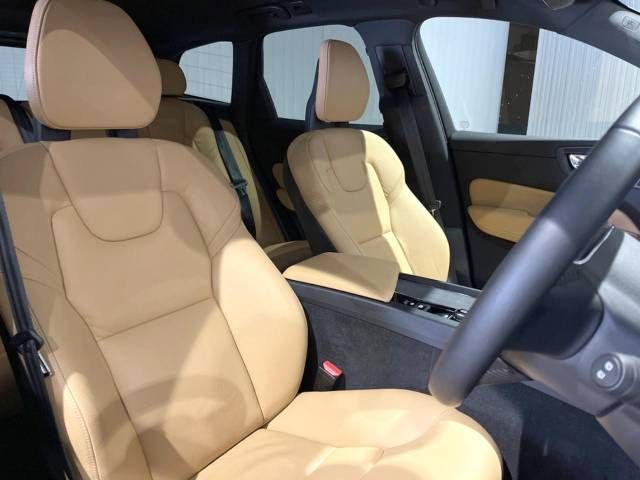 Volvo XC60 2018-05 185916-8