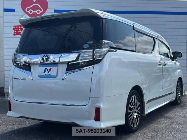 Toyota VELLFIRE 2015-07 386055-18