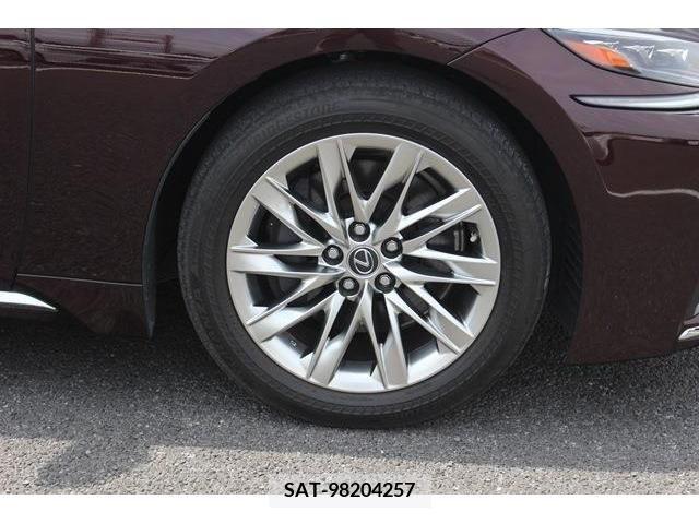 Lexus LS 2019-01 233362-8