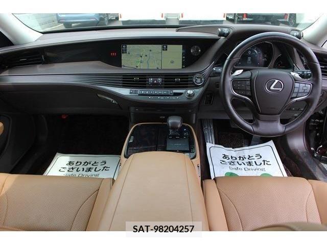 Lexus LS 2019-01 233362-15