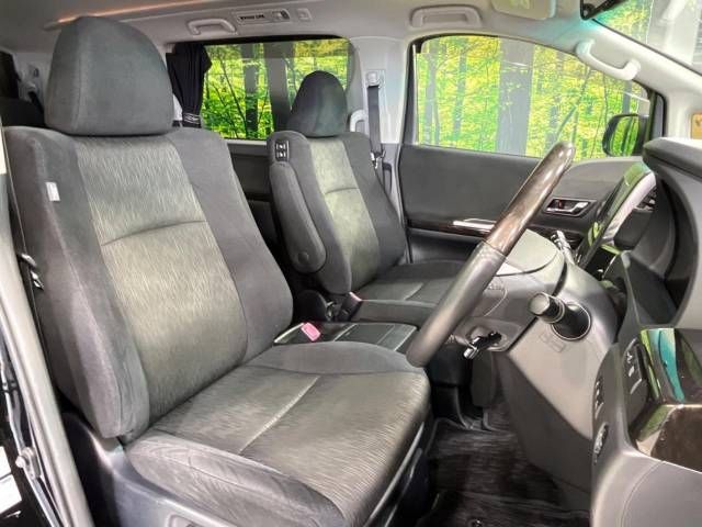 Toyota VELLFIRE 2012-11 8243-7