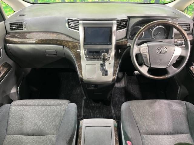 Toyota VELLFIRE 2012-11 8243-1
