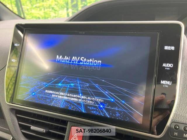 Toyota NOAH 2017-11 321558-3