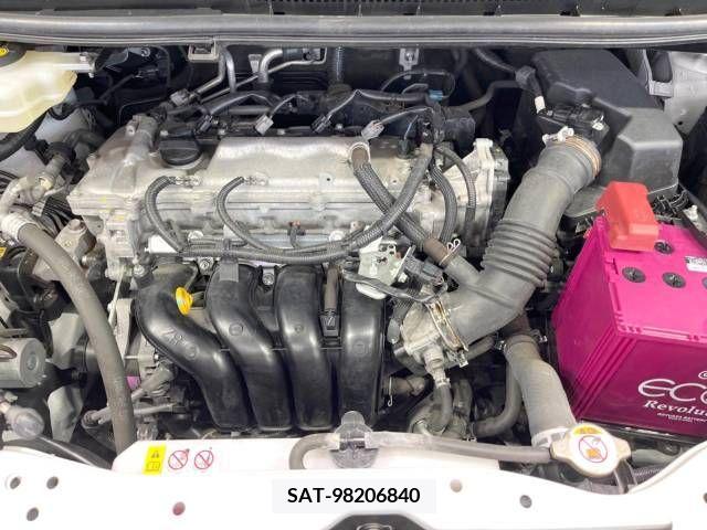 Toyota NOAH 2017-11 321558-19