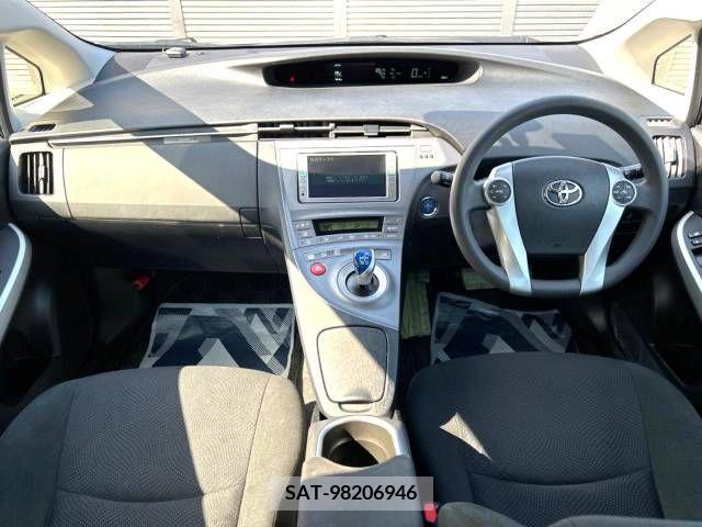 Toyota PRIUS 2014-09 385905-1