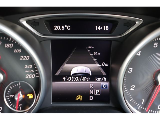 Mercedes Benz GLA-CLASS 2017-01 2761-9