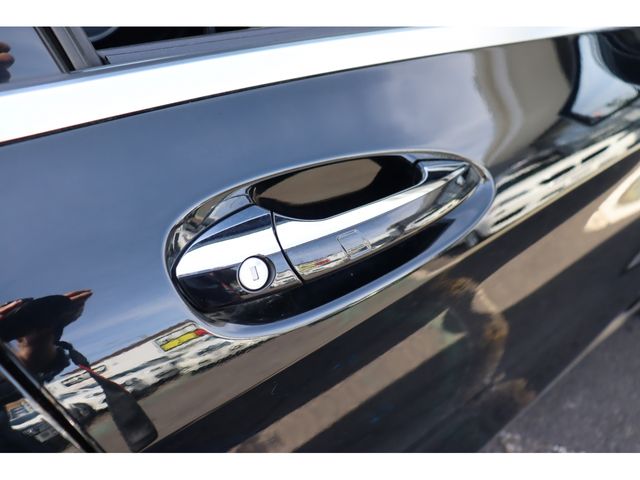 Mercedes Benz GLA-CLASS 2017-01 2761-12