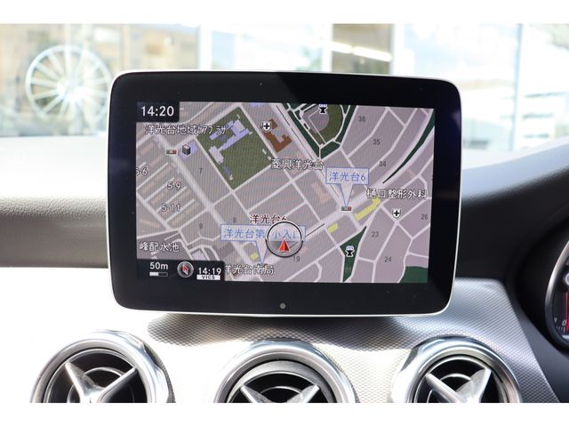 Mercedes Benz GLA-CLASS 2017-01 2761-8