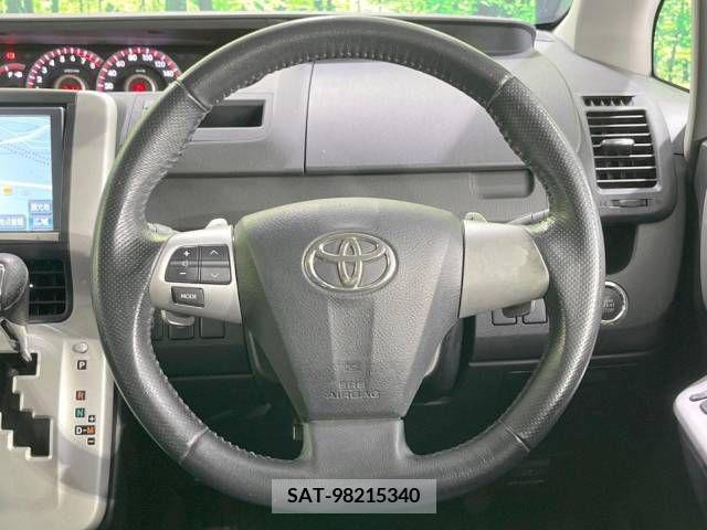 Toyota VOXY 2011-08 395007-11