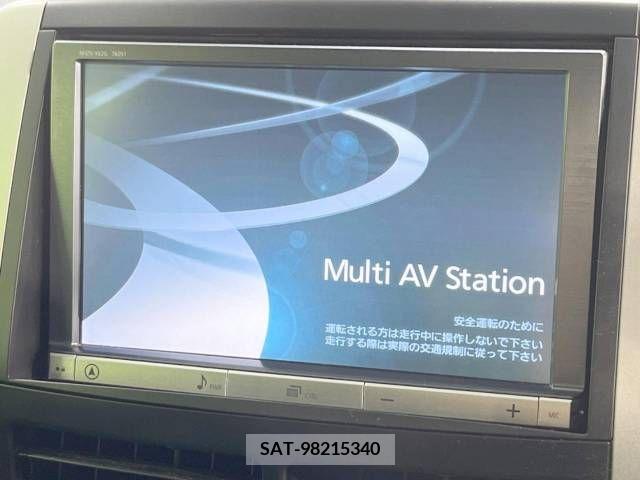 Toyota VOXY 2011-08 395007-2