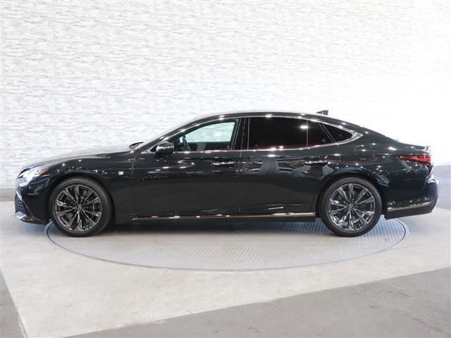 Lexus LS 2021-03 185460-8