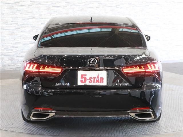 Lexus LS 2021-03 185460-9