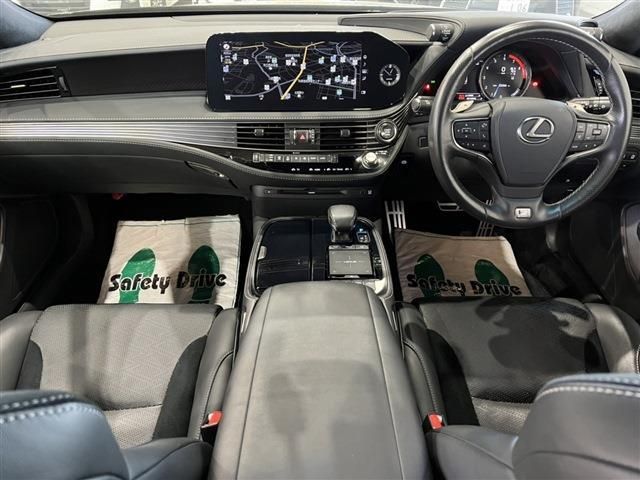 Lexus LS 2021-03 185460-12
