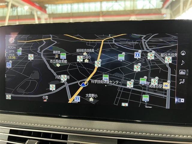 Lexus LS 2021-03 185460-15