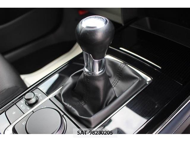Mazda CX-30 2019-11 236764-1