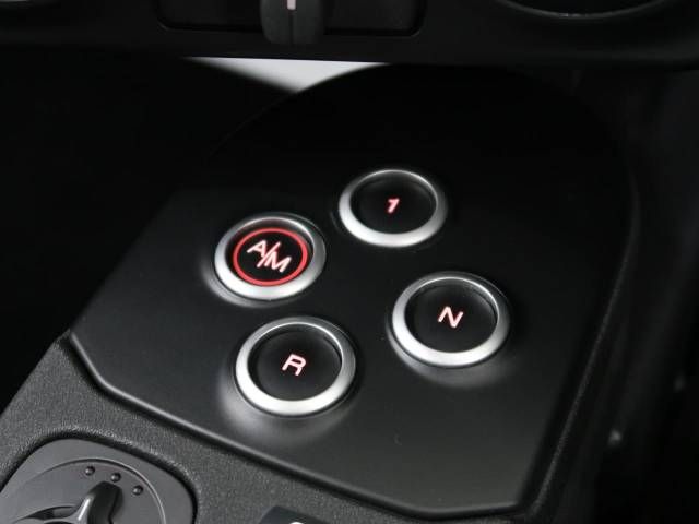 ALFA ROMEO 4C 2017-01 182926-10
