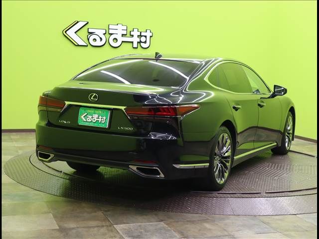 Lexus LS 2021-03 20046-1