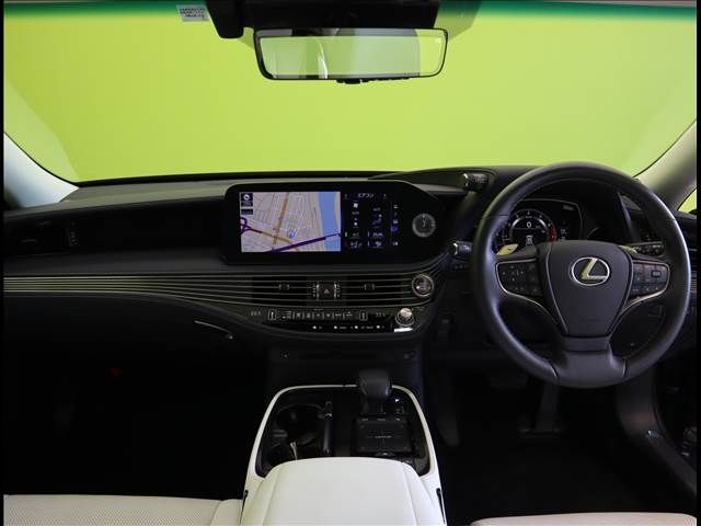 Lexus LS 2021-03 20046-2