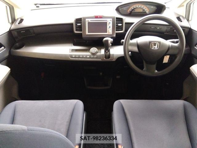 Honda FREED 2009-12 390992-4