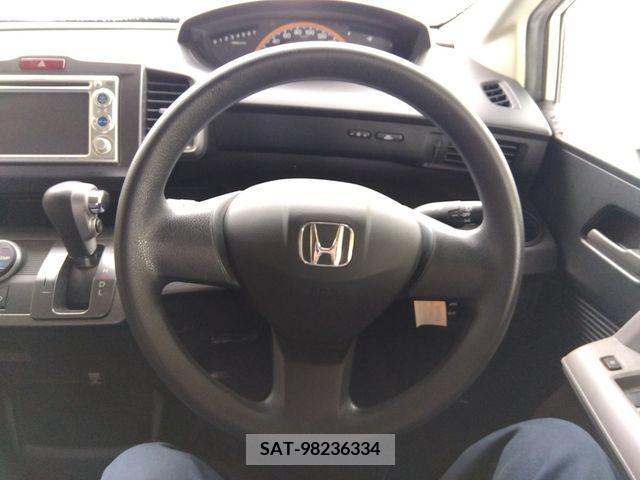 Honda FREED 2009-12 390992-12