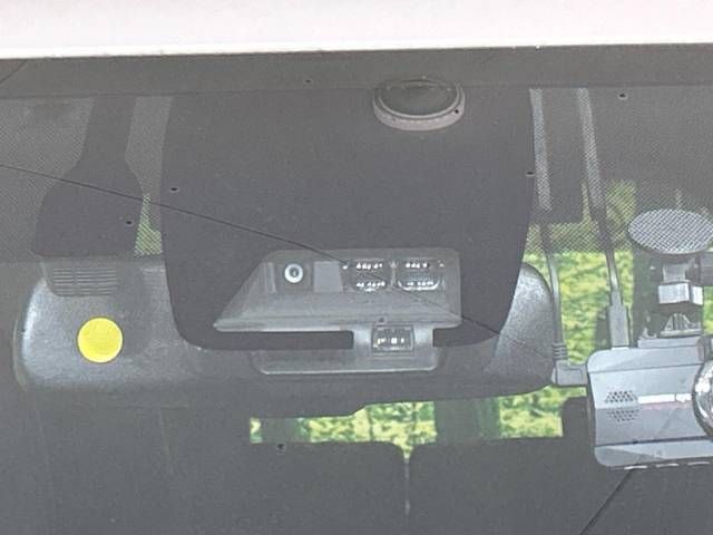 Toyota ESQUIRE 2020-02 18253-6