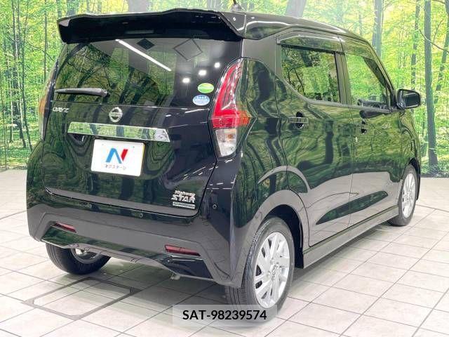 Nissan DAYZ 2019-08 266395-17
