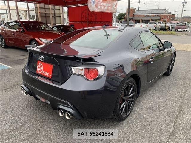 Toyota 86 2012-11 267528-4