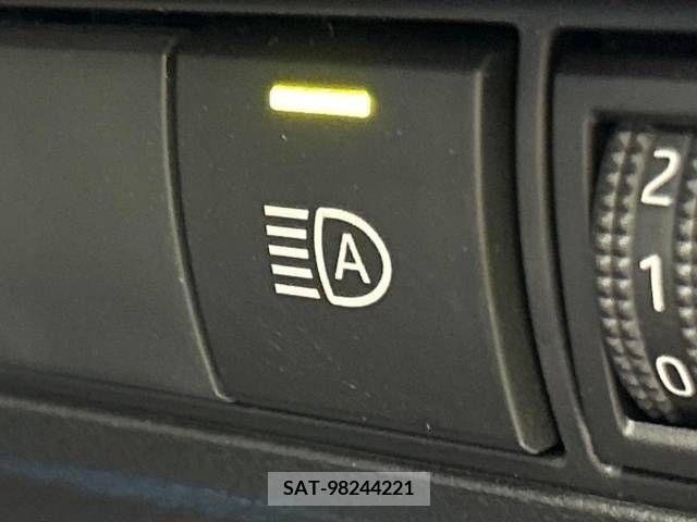 Toyota COROLLA CROSS 2023-07 223419-6