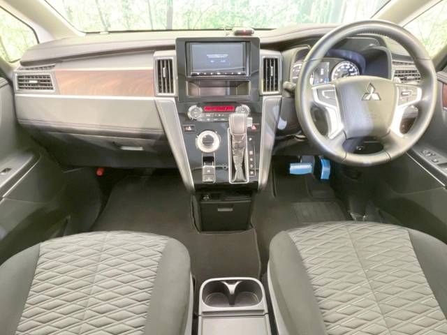 Mitsubishi DELICA D5 2022-12 187326-1