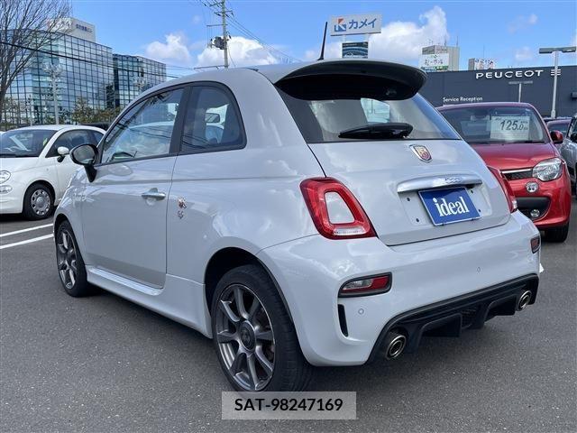 Abarth 595 2019-01 258701-6