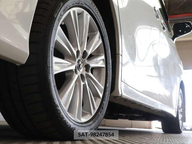 Toyota VELLFIRE 2015-03 372201-13