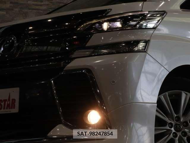 Toyota VELLFIRE 2015-03 372201-9
