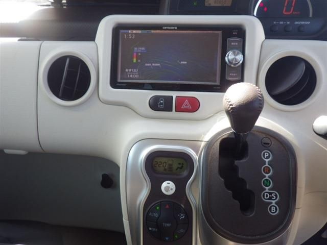 Toyota SPADE 2016-09 20283-4