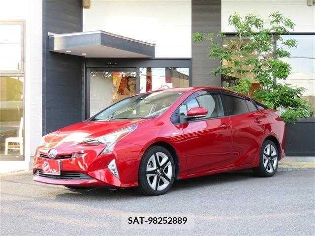Toyota PRIUS 2017-12 366526-0