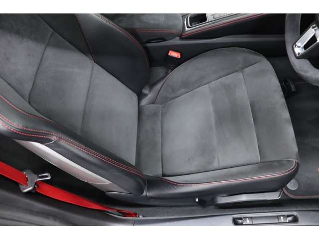 Porsche CAYMAN 2019-12 183462-4