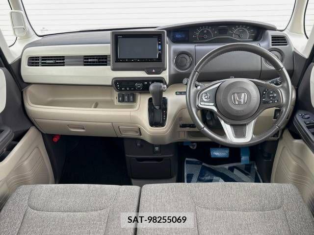 Honda N BOX 2017-12 278759-1