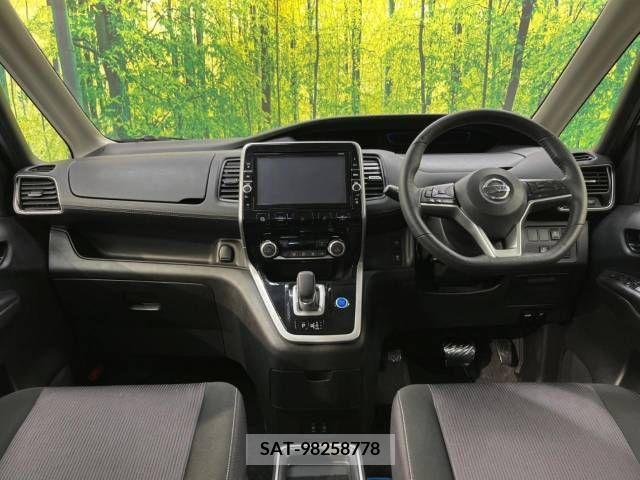 Nissan SERENA 2018-12 382713-1
