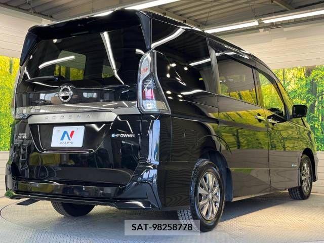 Nissan SERENA 2018-12 382713-17