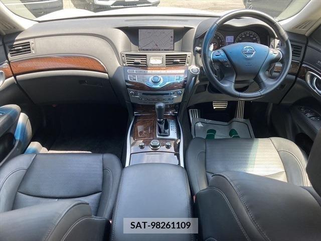 Nissan FUGA 2011-11 270655-18