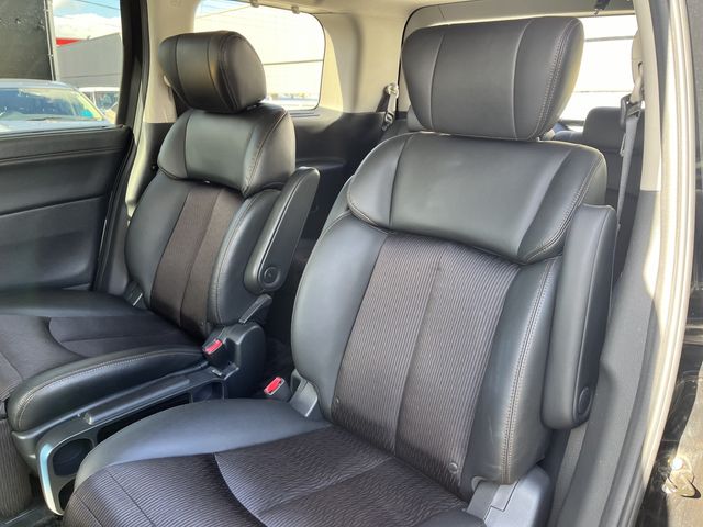 Nissan ELGRAND 2018-11 26485-15