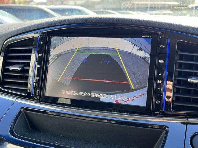 Nissan ELGRAND 2018-11 26485-4